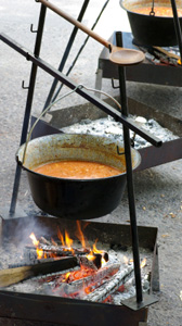 Традиция приготовления блюд в чайниках развита в венгерской кухне